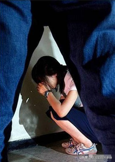 以案释法陌陌的性自由：女子网聊出轨被多次强奸抢劫和勒索