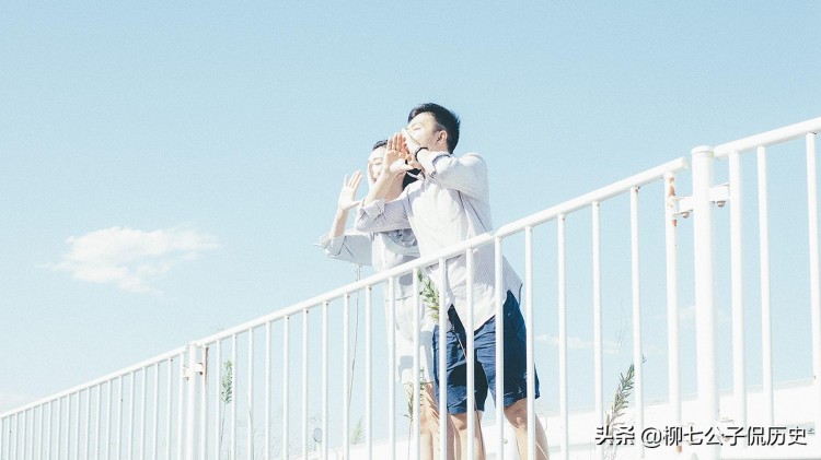 在微信里谈情说爱你仿佛看到了爱情最初的样子纯粹又美好！