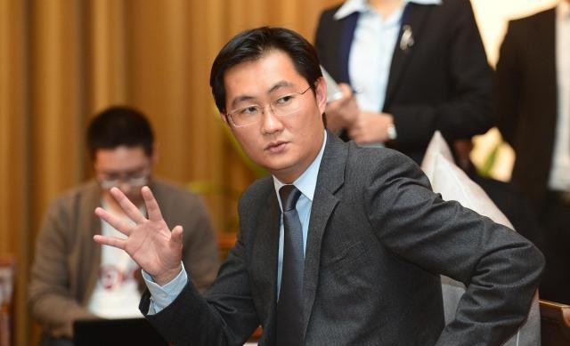 马化腾很无奈：你们怎么都卖QQ号了！网友：因为可以换套房